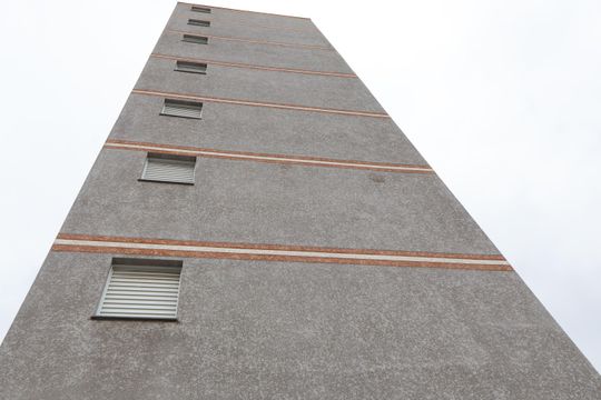 Fachada do Prédio de apartamento à venda com 2 quartos, 39m² em Vila Nova York, São Paulo