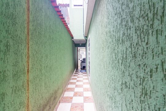 Quintal de casa de condomínio à venda com 2 quartos, 150m² em São Pedro, Osasco
