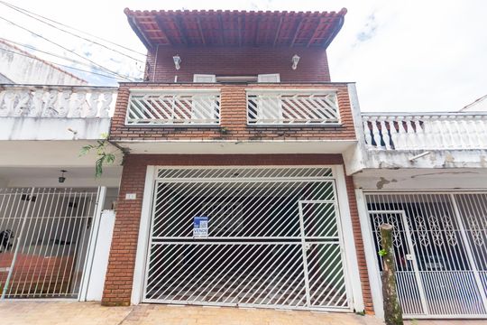 Fachada de casa de condomínio à venda com 2 quartos, 150m² em São Pedro, Osasco