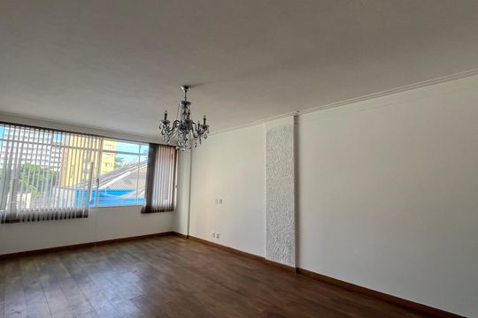 Apartamento à venda com 3 quartos, 123m² em Centro, Campinas