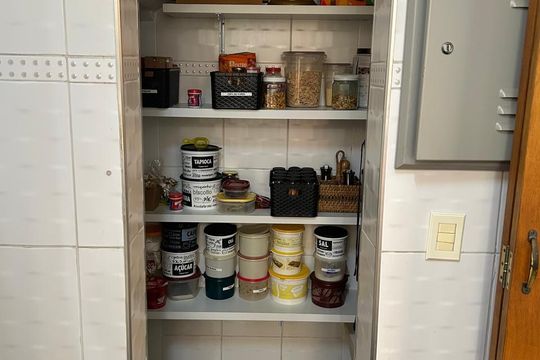 Dispensa de casa à venda com 3 quartos, 500m² em Cursino, São Paulo