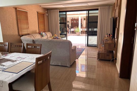 Sala de casa à venda com 3 quartos, 500m² em Cursino, São Paulo