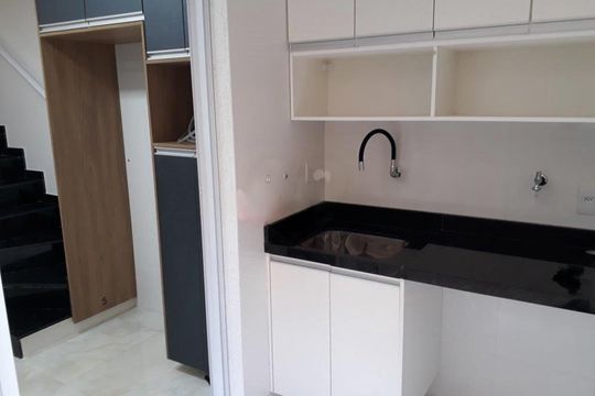 Casa à venda com 3 quartos, 125m² em Vila Brasilio Machado, São Paulo