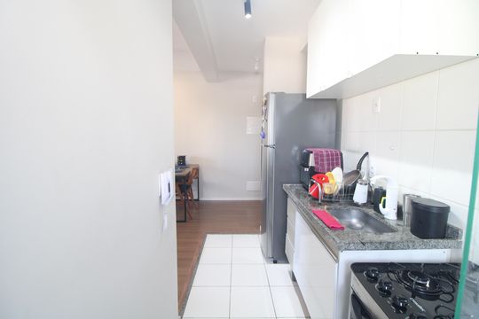 Cozinha de apartamento para alugar com 2 quartos, 44m² em Socorro, São Paulo