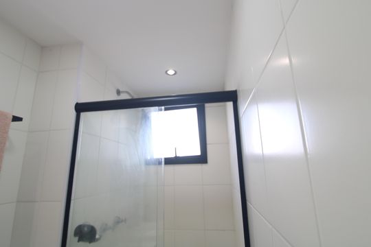Banheiro de apartamento para alugar com 2 quartos, 44m² em Socorro, São Paulo
