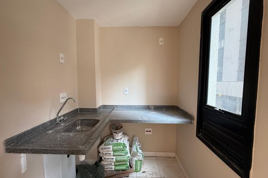 Cozinha de apartamento para alugar com 2 quartos, 55m² em Vila Buarque, São Paulo