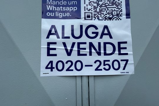 Código alpha numérico de casa à venda com 3 quartos, 350m² em Pilares, Rio de Janeiro
