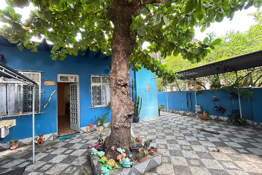 Quintal da casa 1 de casa à venda com 3 quartos, 350m² em Pilares, Rio de Janeiro