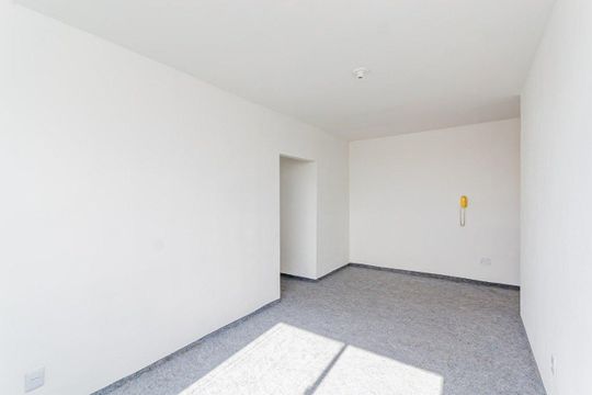 Sala de apartamento para alugar com 2 quartos, 66m² em Humaitá, Porto Alegre