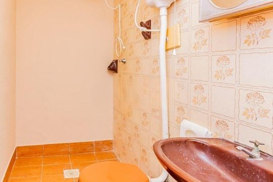 Banheiro de apartamento para alugar com 2 quartos, 66m² em Humaitá, Porto Alegre