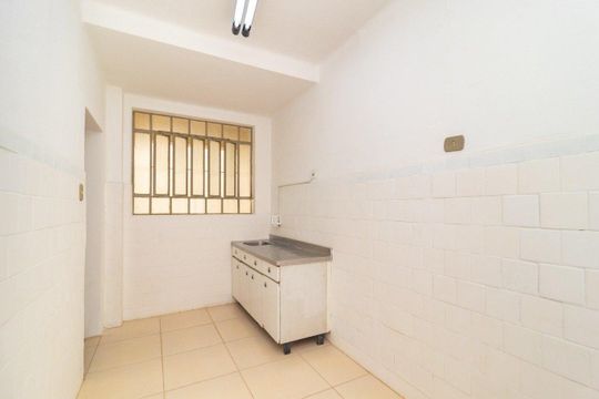 Cozinha de apartamento para alugar com 3 quartos, 74m² em Menino Deus, Porto Alegre