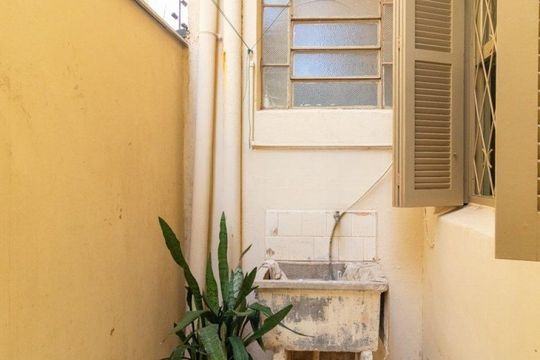 Área de Serviço de apartamento para alugar com 3 quartos, 74m² em Menino Deus, Porto Alegre
