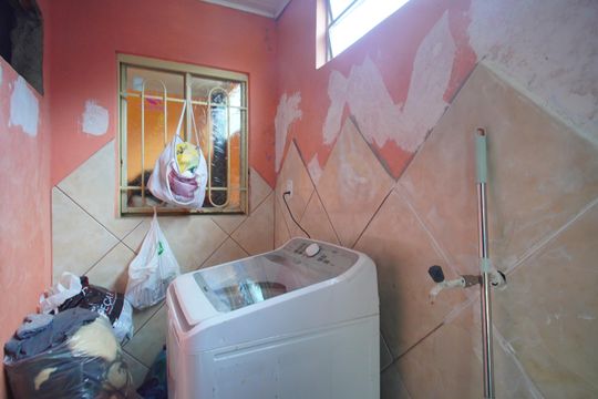 Lavanderia de casa à venda com 3 quartos, 130m² em Feitoria, São Leopoldo