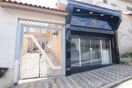 Fachada de casa à venda com 3 quartos, 175m² em Vila Fernandes, São Paulo