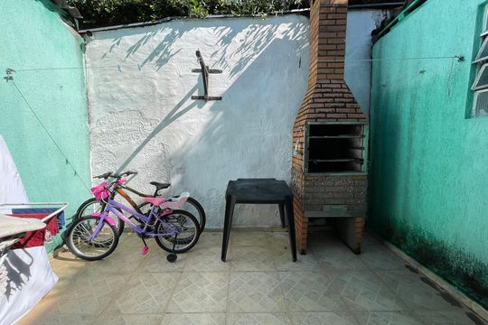 Quintal de casa à venda com 1 quarto, 130m² em Rio Pequeno, São Paulo