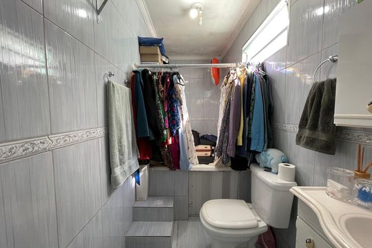 Banheiro do Quarto de casa à venda com 1 quarto, 130m² em Rio Pequeno, São Paulo