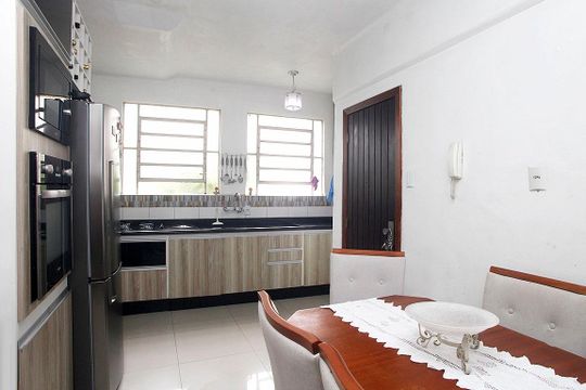 Cozinha de apartamento à venda com 2 quartos, 68m² em Praia de Belas, Porto Alegre
