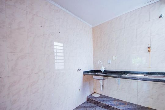Cozinha de apartamento à venda com 3 quartos, 120m² em São Geraldo, Porto Alegre