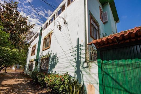 Apartamento à venda com 3 quartos, 120m² em São Geraldo, Porto Alegre