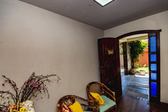 Casa à venda com 5 quartos, 412m² em São José, Belo Horizonte