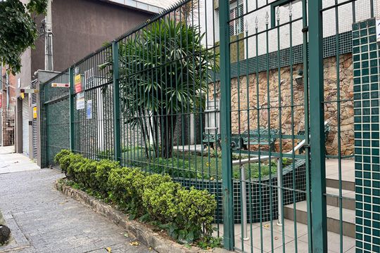 Fachada do Prédio de apartamento à venda com 2 quartos, 66m² em Lapa, São Paulo