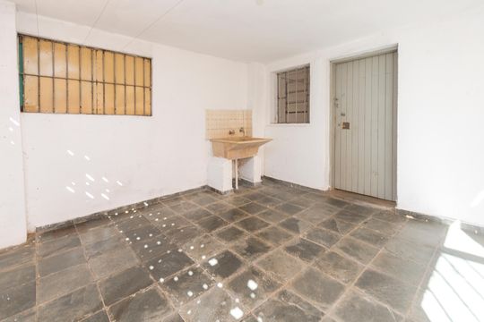 Lavanderia de casa à venda com 2 quartos, 130m² em Jardim Sao Luiz, São Paulo
