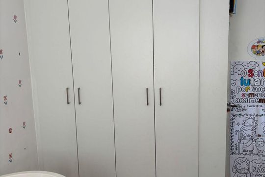 Quarto de apartamento à venda com 2 quartos, 50m² em Jardim Roberto, Osasco
