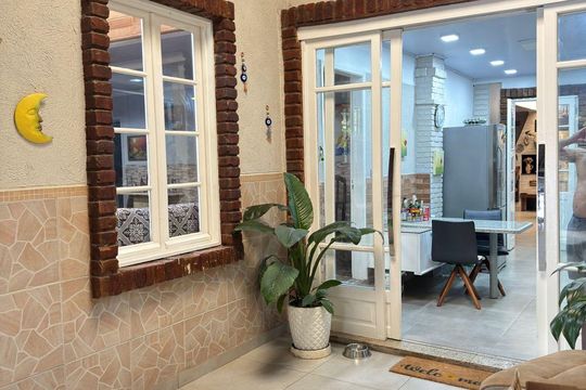 Área externa de casa à venda com 5 quartos, 500m² em Belém Velho, Porto Alegre