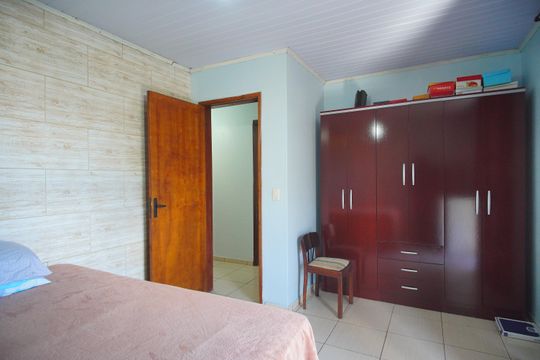 Quarto 2 de casa à venda com 3 quartos, 132m² em Jardim America, São Leopoldo