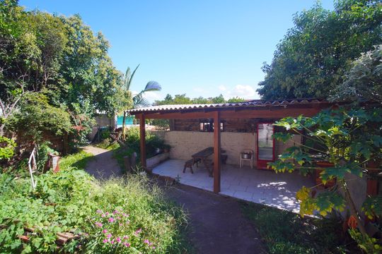 Quintal de casa à venda com 3 quartos, 132m² em Jardim America, São Leopoldo