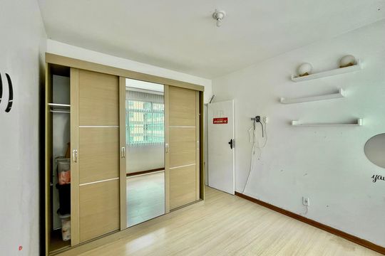Quarto 2 de apartamento à venda com 2 quartos, 78m² em Ipanema, Rio de Janeiro