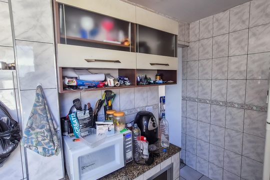 Cozinha de apartamento para alugar com 2 quartos, 30m² em Ramos, Rio de Janeiro