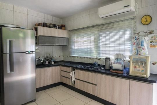 Cozinha de casa para alugar com 1 quarto, 75m² em Igara, Canoas