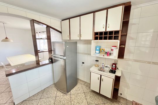Cozinha de casa à venda com 3 quartos, 212m² em Vila Dom Pedro Ii, São Paulo