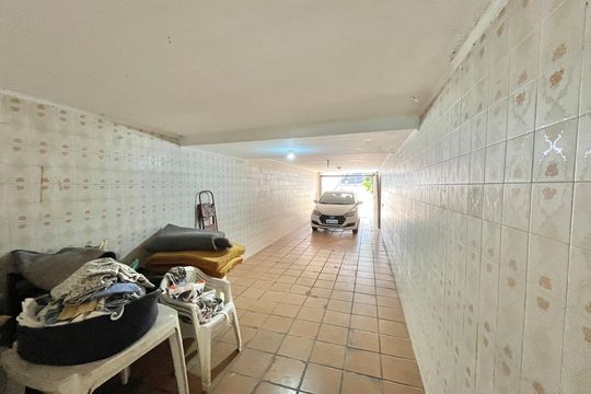 Garagem de casa à venda com 3 quartos, 212m² em Vila Dom Pedro Ii, São Paulo