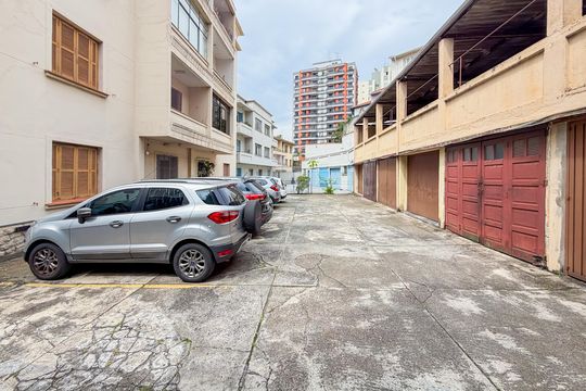 Garagem de apartamento à venda com 2 quartos, 74m² em Vila Monumento, São Paulo