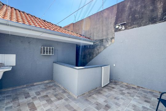 Quintal de casa à venda com 4 quartos, 305m² em Jardim Monte Azul, São Paulo