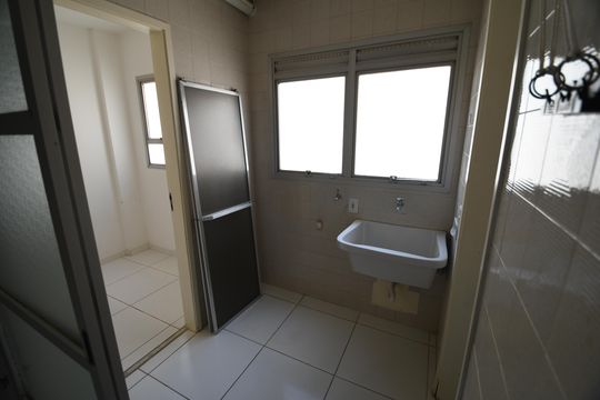 Área de Serviço de apartamento à venda com 2 quartos, 78m² em Cambuí, Campinas