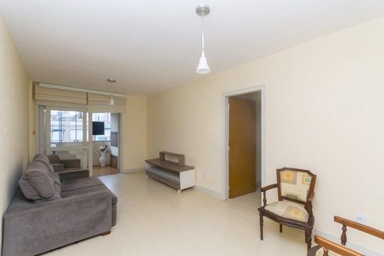 Sala  de apartamento para alugar com 3 quartos, 105m² em Floresta, Porto Alegre