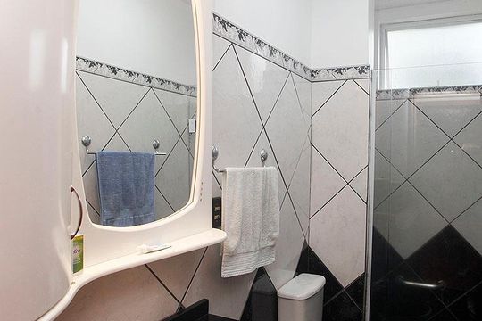 Banheiro 1 de apartamento à venda com 3 quartos, 102m² em Independência, Porto Alegre