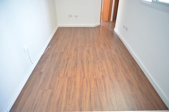Sala de apartamento à venda com 2 quartos, 80m² em Vila Junqueira, Santo André