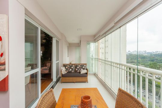 Varanda de apartamento à venda com 3 quartos, 132m² em Campo Grande, São Paulo