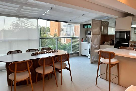 Apartamento à venda com 2 quartos, 108m² em Vila Mariana, São Paulo