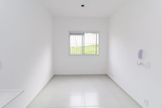 Sala-Cozinha de apartamento à venda com 2 quartos, 32m² em Guaianases, São Paulo