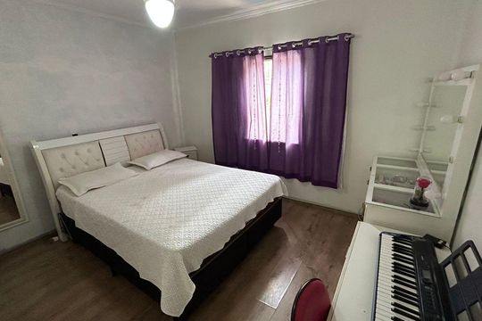Casa à venda com 3 quartos, 160m² em Vila Metalúrgica, Santo André