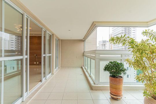 Apartamento à venda com 3 quartos, 154m² em Jardim Dom Bosco, São Paulo