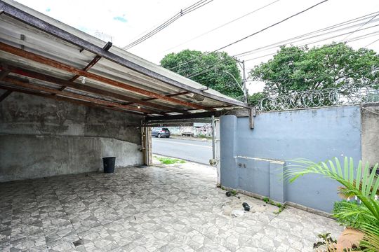 Garagem de casa à venda com 3 quartos, 150m² em Jardim Monte Alegre, Taboão da Serra