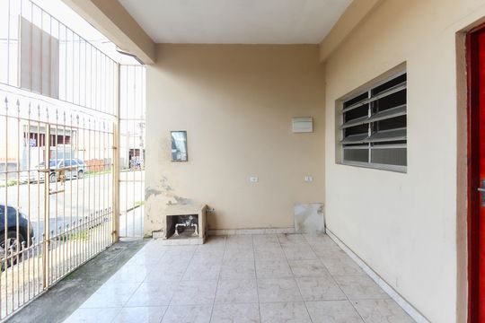 Garagem de casa para alugar com 1 quarto, 140m² em Chácara Coqueiro, Itaquaquecetuba
