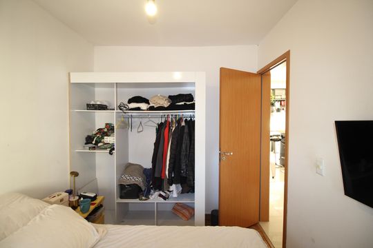 Quarto 1 de apartamento à venda com 2 quartos, 50m² em Morro Santana, Porto Alegre