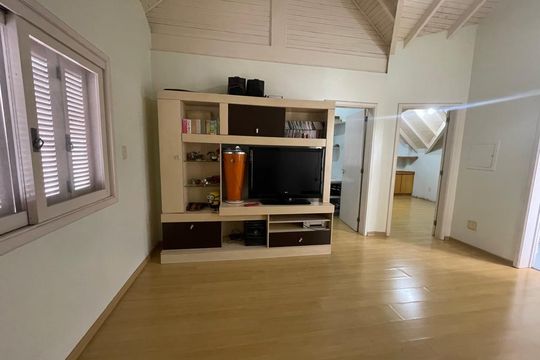 Casa à venda com 4 quartos, 227m² em Hamburgo Velho, Novo Hamburgo